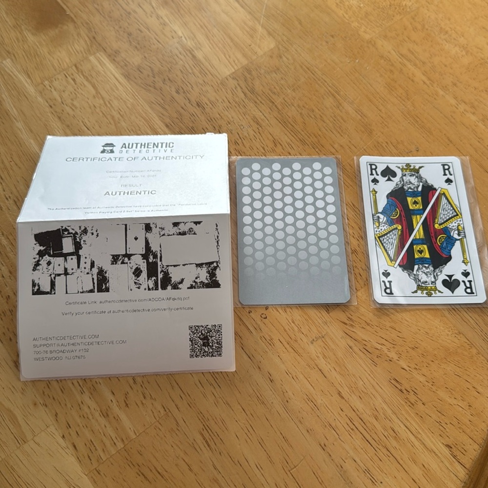 LV King Playing Card & COA